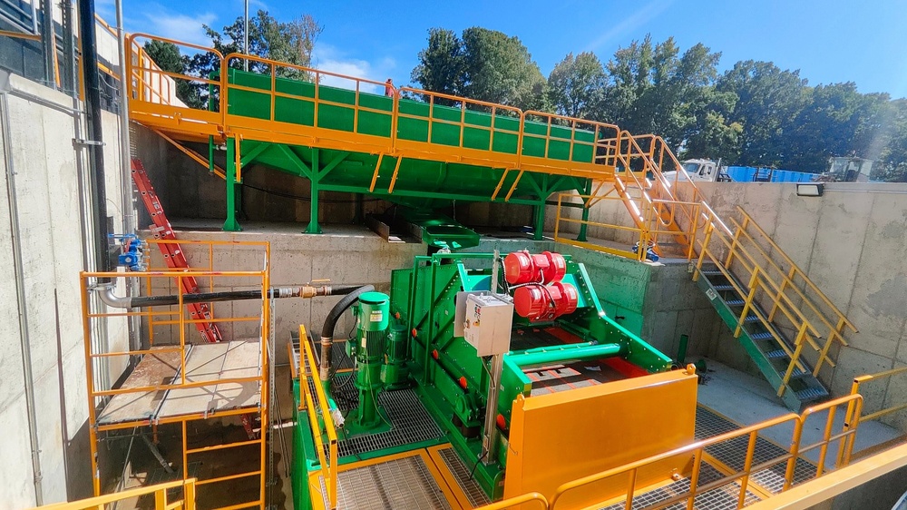 20250925 Hydrovac Vibrating Screen